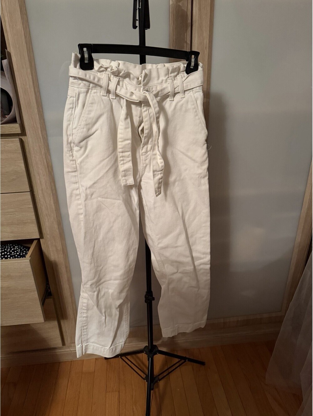 Zara Basic Z1975 Denim White Jeans With Denim Belt  Size 2 US